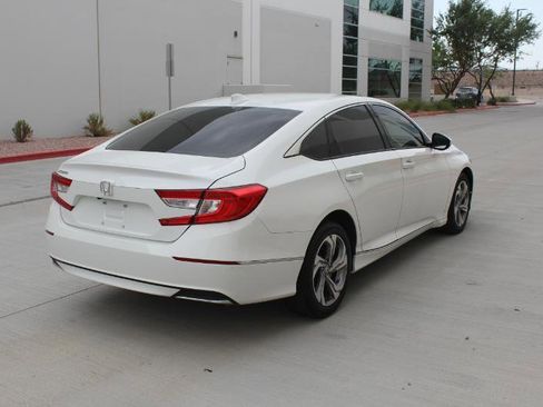 Used 2019 Honda Accord EX image 5