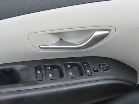 Used 2024 Hyundai Tucson SEL FWD image 21