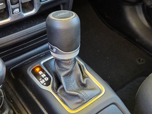 Used 2020 Jeep Gladiator Sport w/ Quick Order Package 24S AWD/4WD image 31