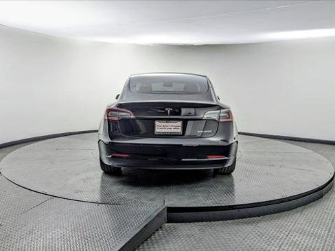 Used 2022 Tesla Model 3 Performance image 6