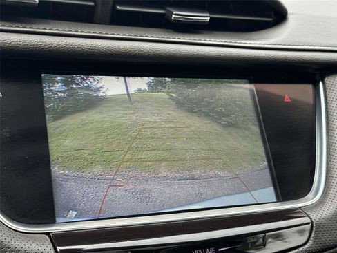 Used 2018 Cadillac XT5 Premium Luxury AWD/4WD image 25