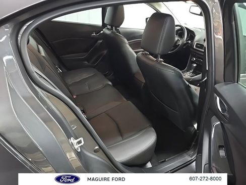 Used 2017 MAZDA MAZDA3 Grand Touring w/ Premium Equipment Package FWD image 21