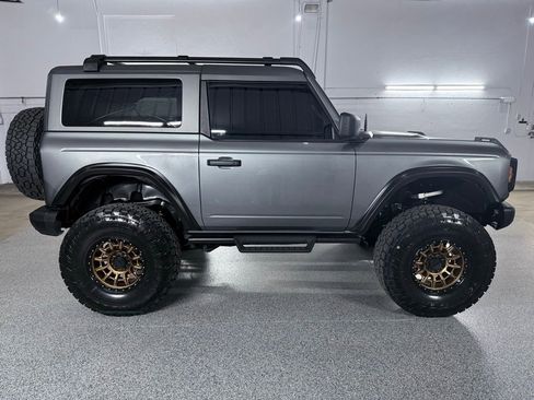 Used 2024 Ford Bronco Black Diamond image 4