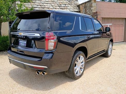 Used 2021 Chevrolet Tahoe High Country AWD/4WD image 14