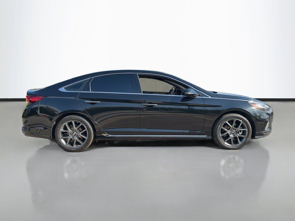 Used 2018 Hyundai Sonata Limited FWD image 4
