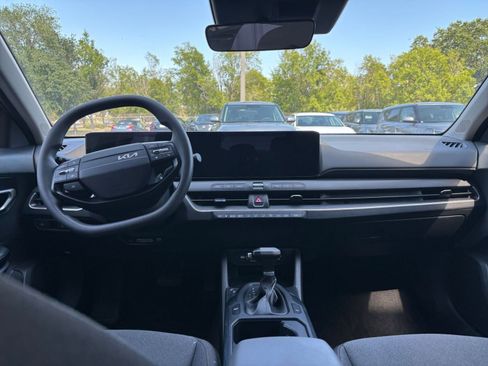 Used 2025 Kia K4 LXS FWD image 28