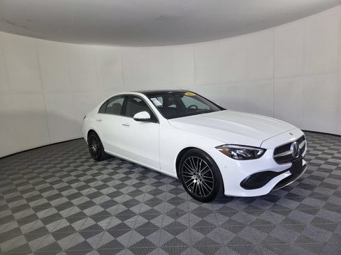 Used 2025 Mercedes-Benz C 300 Sedan w/ Winter Package image 2