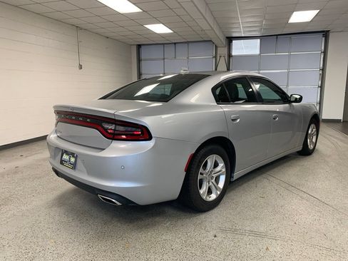 Used 2023 Dodge Charger SXT RWD image 4