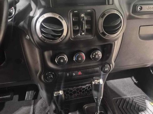 Used 2015 Jeep Wrangler Unlimited Sport w/ Quick Order Package 24S image 14