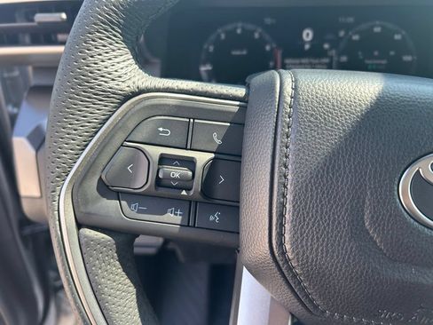 Used 2026 Toyota Tacoma TRD Off-Road AWD/4WD image 19