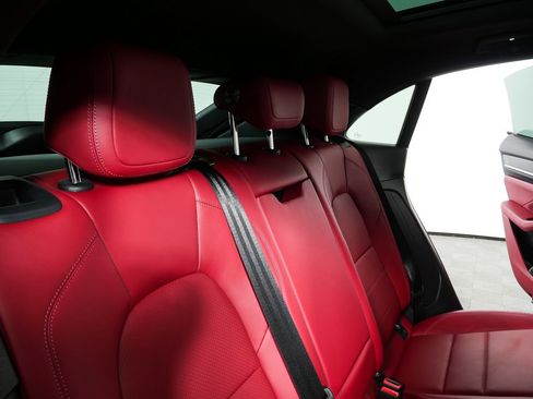 Certified 2025 Porsche Macan 4 Electric image 23