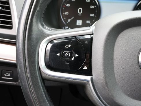 Used 2019 Volvo XC90 T6 Momentum w/ Advanced Package AWD/4WD image 19