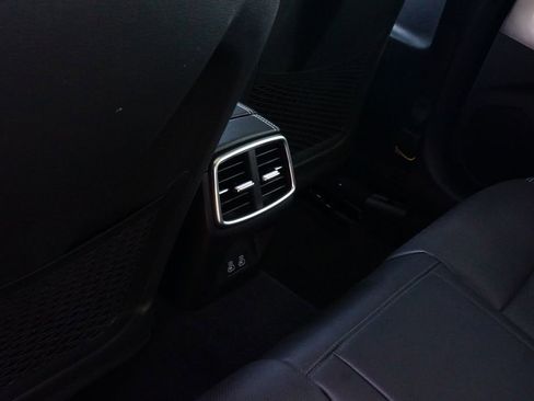 New 2026 Genesis G70 2.5T image 19