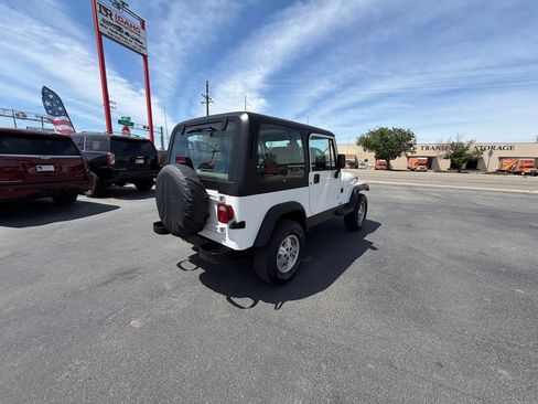 Used 1995 Jeep Wrangler Rio Grande AWD/4WD image 3