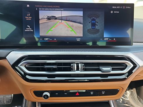 Used 2023 BMW 330i Sedan w/ M Sport Package image 22