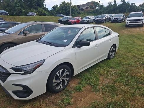 Used 2023 Subaru Legacy AWD/4WD image 4