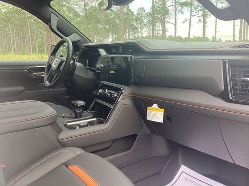 New 2026 GMC Sierra 1500 AT4 w/ AT4 Premium Package AWD/4WD image 27