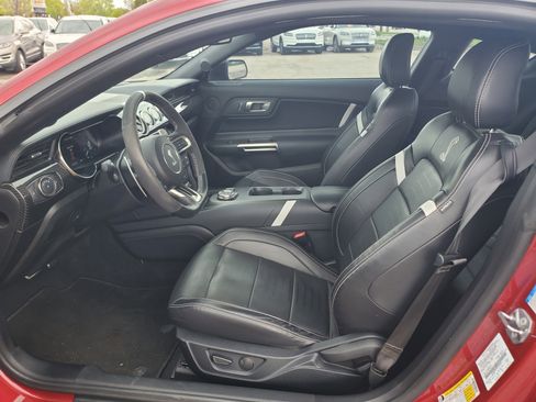 Used 2021 Ford Mustang Shelby GT500 w/ Technology Package RWD image 12