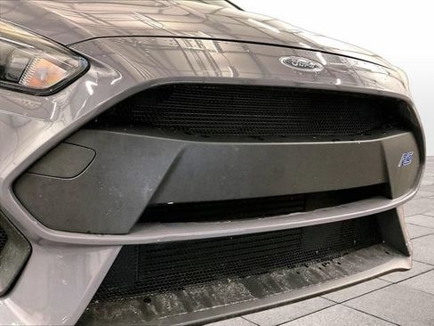 Used 2017 Ford Focus RS AWD/4WD image 29