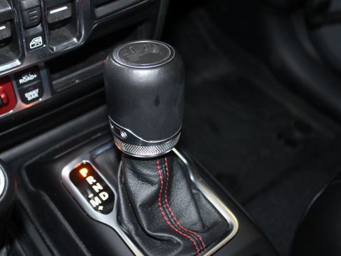 Used 2021 Jeep Wrangler Unlimited Rubicon image 51