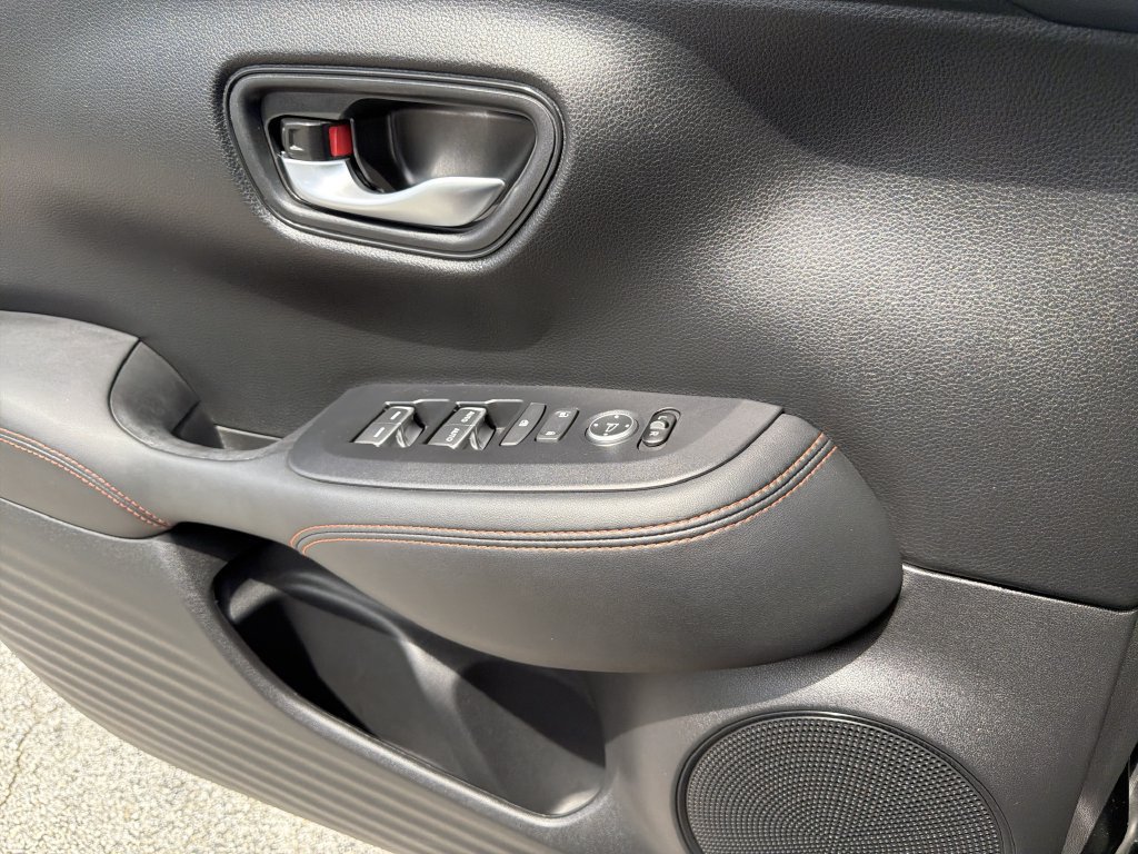 Used 2024 Honda HR-V Sport image 22