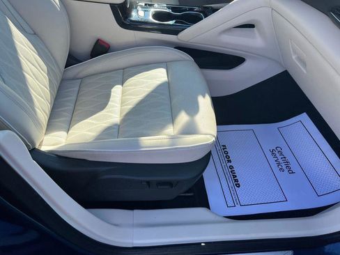 Used 2023 Buick Envision Avenir image 31