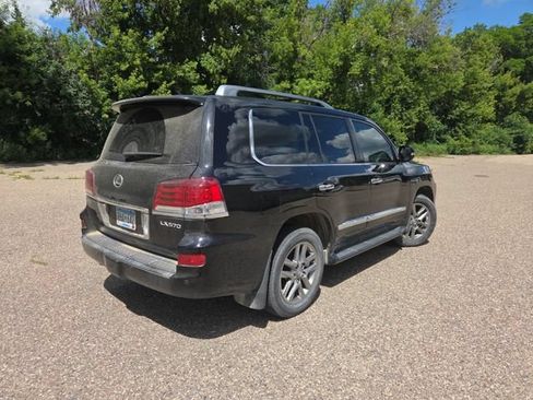 Used 2013 Lexus LX 570 4WD w/ Luxury Pkg image 15