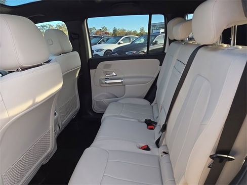 New 2026 Mercedes-Benz GLB 250 4MATIC image 27