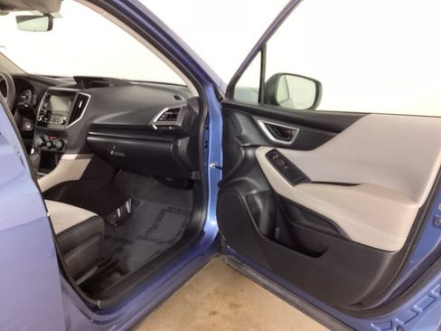 Used 2021 Subaru Forester AWD/4WD image 23