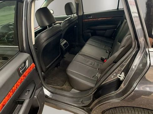 Used 2012 Subaru Outback 2.5i Limited AWD/4WD image 6