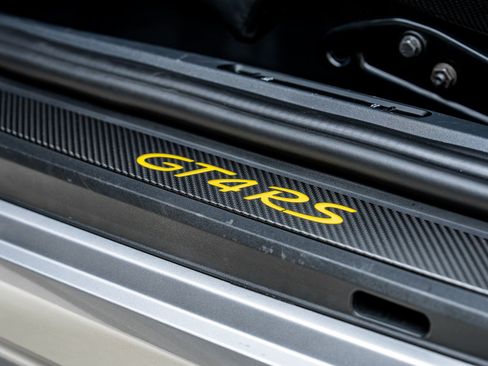 Used 2023 Porsche 718 Cayman GT4 RS RWD image 39