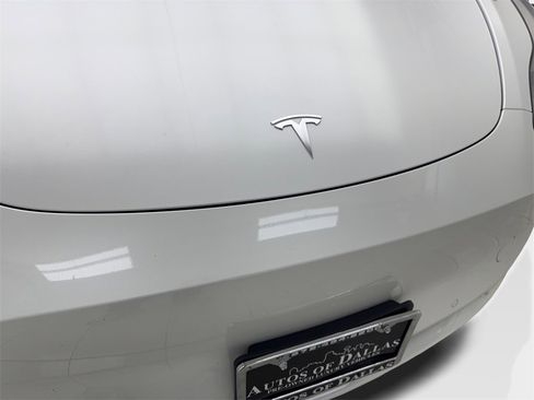 Used 2022 Tesla Model Y Performance image 25