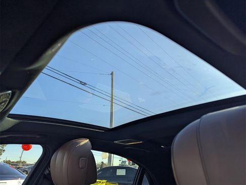 Used 2020 Mercedes-Benz S 560 Sedan image 13