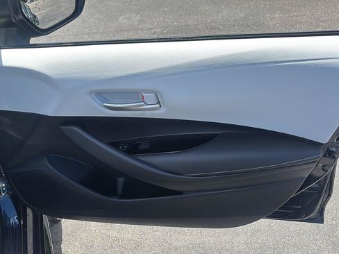 Used 2020 Toyota Corolla SE FWD image 11