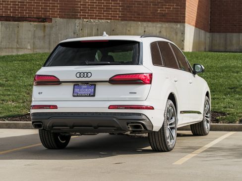 New 2026 Audi Q7 2.0T Premium Plus image 3
