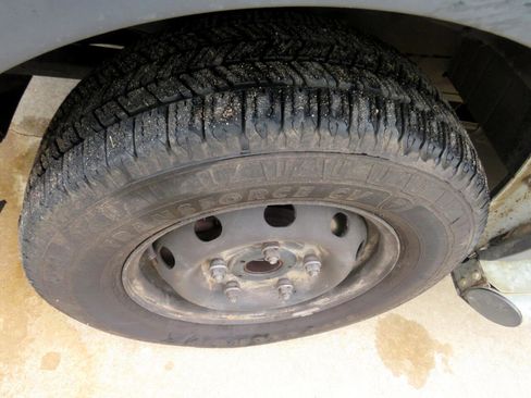 Used 2015 Ford Transit 250 130 Low Roof w/ Exterior Upgrade Package image 20