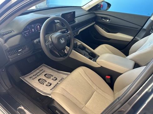 Used 2025 Honda Accord SE image 15