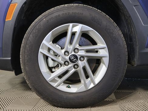 Used 2025 Hyundai Tucson SE AWD/4WD image 16