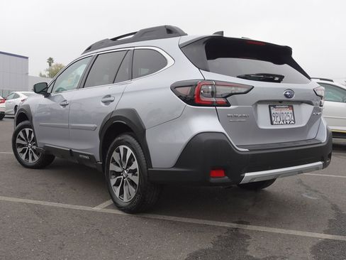 Certified 2025 Subaru Outback Limited image 7