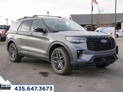 New 2026 Ford Explorer ST-Line w/ ST-Line Street Pack