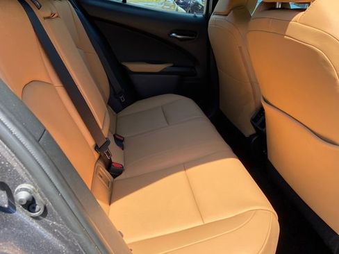 Certified 2025 Lexus UX 300h AWD w/ Accessory Package (Z1) image 28