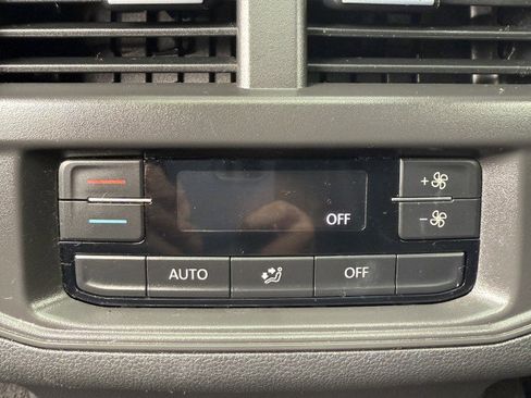 Certified 2022 Volkswagen Atlas SE image 23