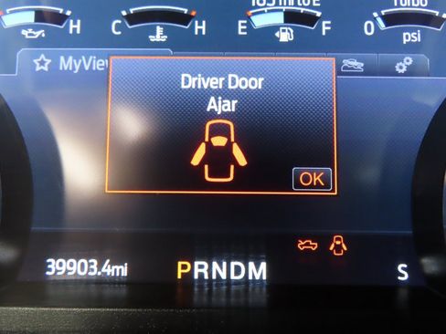 Used 2022 Ford F250 Lariat w/ Lariat Ultimate Package image 12