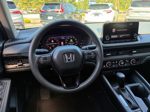 Used 2024 Honda Accord EX image 23