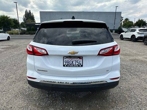 Used 2018 Chevrolet Equinox LT FWD image 4