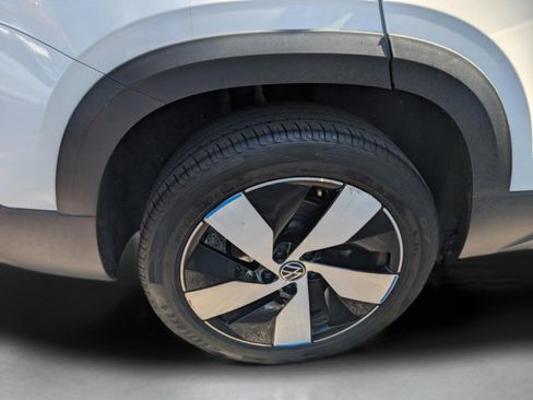 Used 2024 Volkswagen Taos S image 22