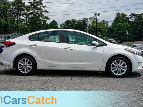 Used 2017 Kia Forte LX w/ LX Popular Package FWD image 9