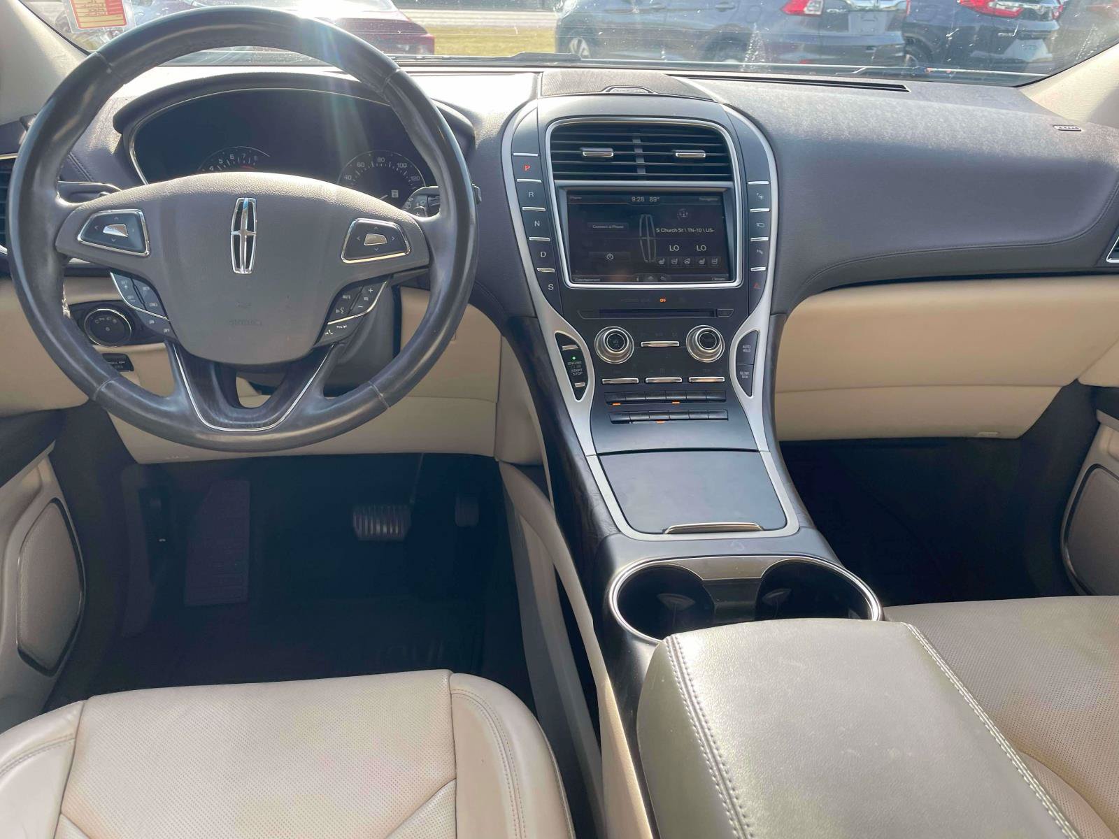 Used 2016 Lincoln MKX Reserve w/ Technology Package AWD/4WD image 16
