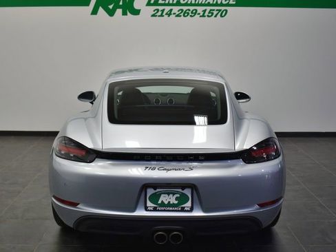 Used 2018 Porsche 718 Cayman S RWD image 4