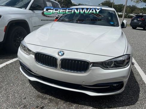 Used 2018 BMW 330i Sedan RWD image 2
